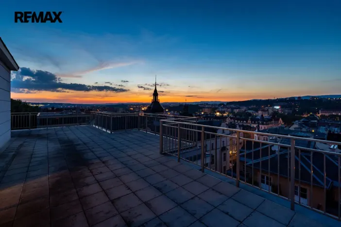 Prodej bytu 6+kk a větší, Karlovy Vary, Svahová, 537 m2