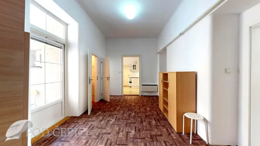 Pronájem atypického bytu, Brno - Královo Pole, Palackého třída, 23 m2