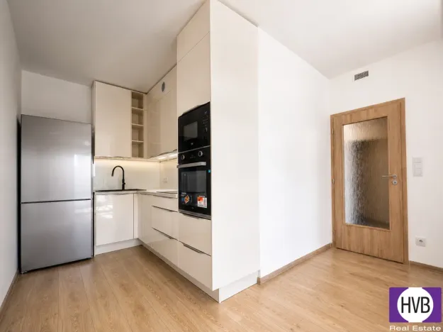 Prodej bytu 2+kk, Praha, Strančická, 60 m2