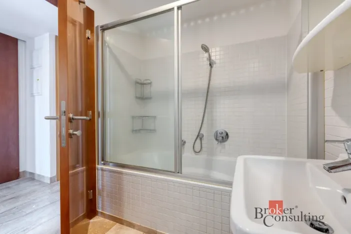 Pronájem bytu 2+kk, Praha - Vysočany, Paříkova, 60 m2
