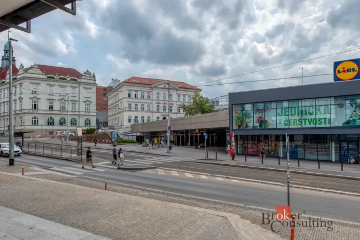 Pronájem bytu 2+kk, Praha - Vysočany, Paříkova, 60 m2