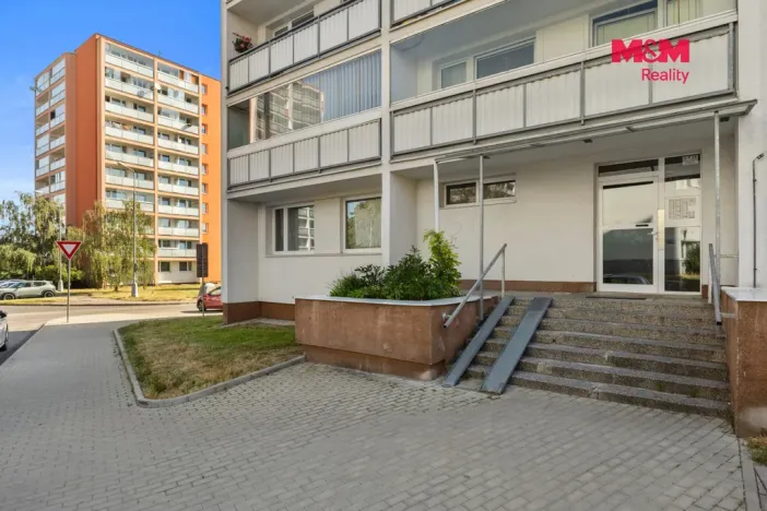 Prodej bytu 3+1, Kladno - Kročehlavy, Benešovská, 62 m2