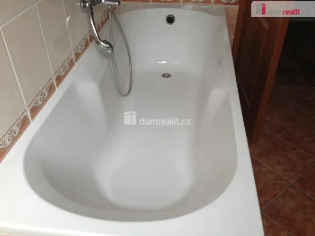 Pronájem bytu 2+1, Český Krumlov - Plešivec, Dělnická, 56 m2
