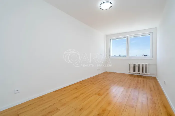 Prodej bytu 1+1, Praha - Hloubětín, Šestajovická, 30 m2