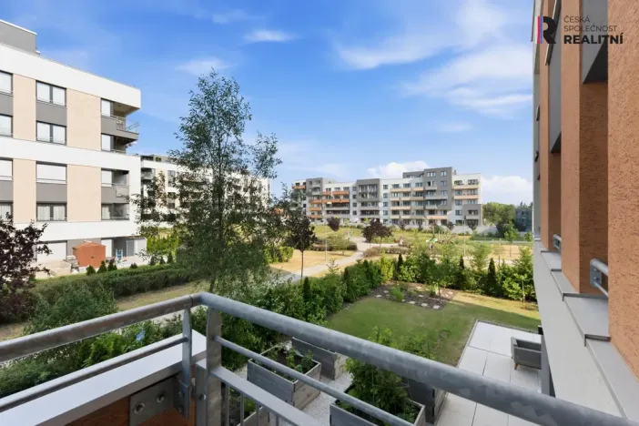 Prodej bytu 1+kk, Praha - Třebonice, Do zahrádek I, 32 m2