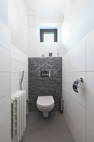Prodej rodinného domu, Pržno, 218 m2