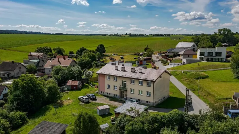 Prodej bytu 2+1, Nové Hrady, 75 m2