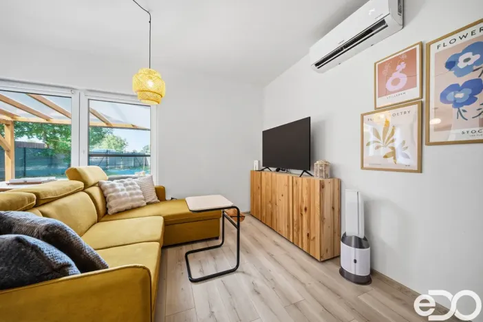 Prodej rodinného domu, Sezemice - Lukovna, 40 m2