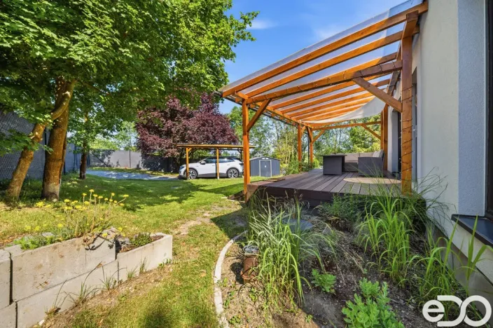 Prodej rodinného domu, Sezemice - Lukovna, 40 m2