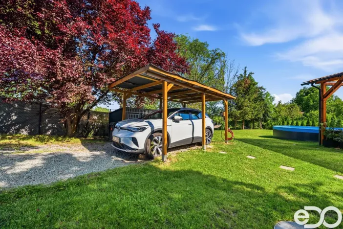 Prodej rodinného domu, Sezemice - Lukovna, 40 m2