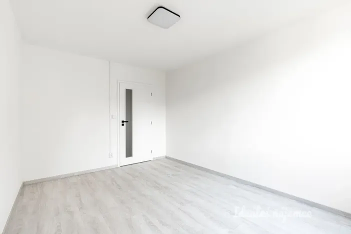 Pronájem bytu 3+1, Praha, Janského, 74 m2