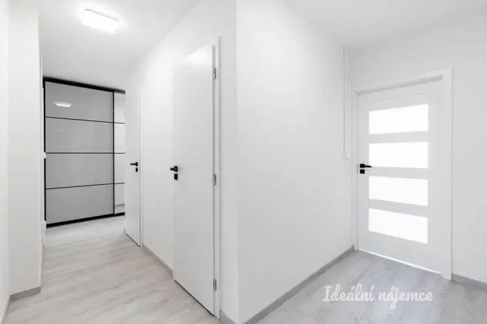 Pronájem bytu 3+1, Praha, Janského, 74 m2