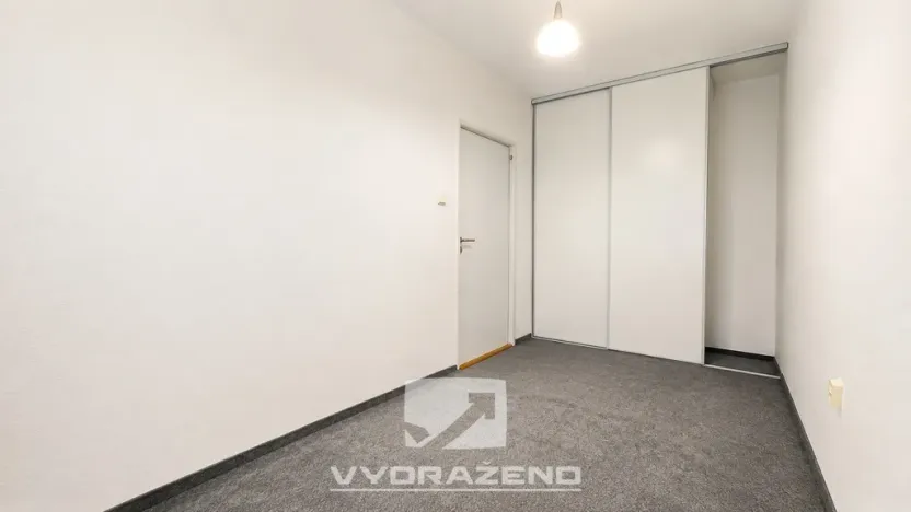 Prodej bytu 3+1, Hradec Králové, Smetanovo nábřeží, 55 m2