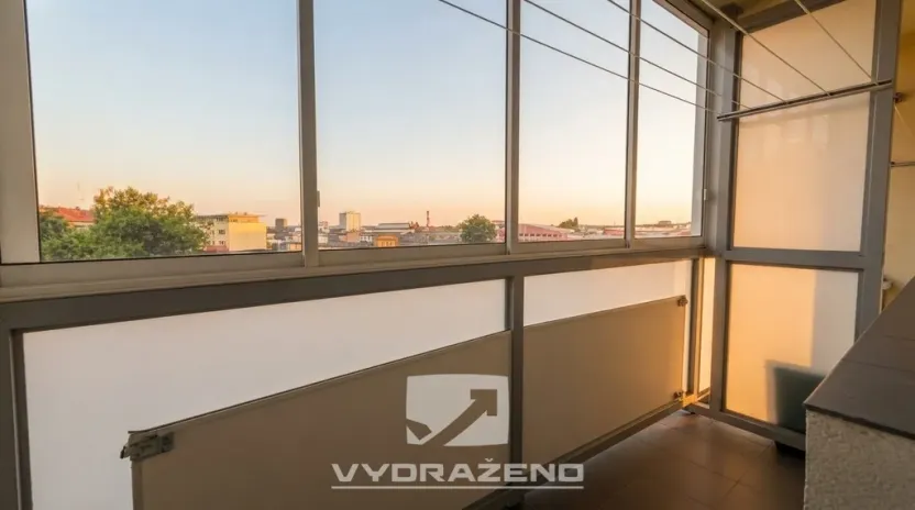 Prodej bytu 3+1, Hradec Králové, Smetanovo nábřeží, 55 m2