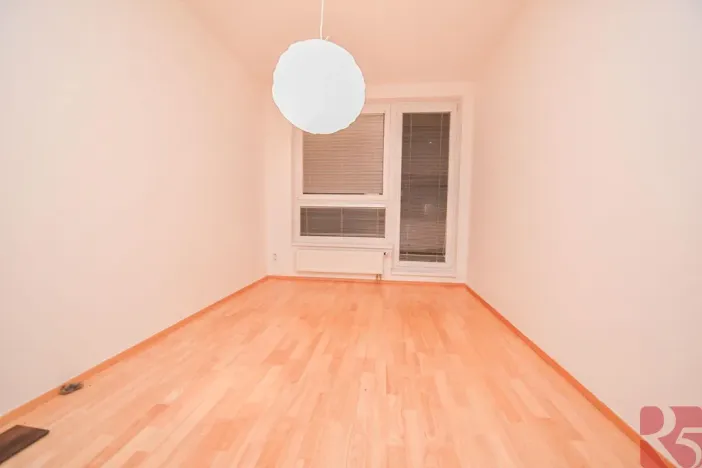 Pronájem bytu 2+kk, Praha - Vysočany, Pod Harfou, 57 m2