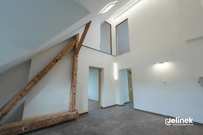 Prodej bytu 4+1, Polička, E. Beneše, 117 m2