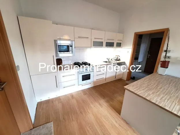 Pronájem bytu 2+kk, Hradec Králové, Mánesova, 48 m2