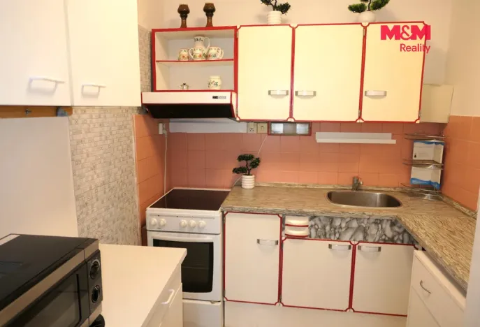 Prodej bytu 2+kk, Praha - Ruzyně, Ciolkovského, 41 m2
