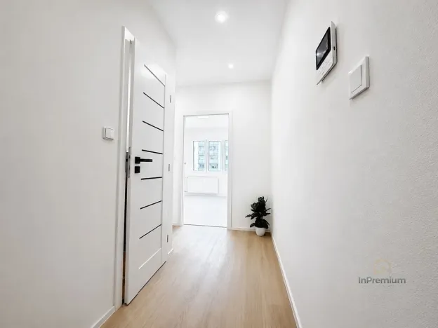Pronájem bytu 2+kk, Plzeň - Severní Předměstí, Bzenecká, 47 m2
