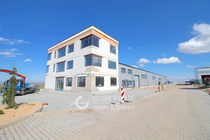 Pronájem kanceláře, Nehvizdy, Toušeňská, 450 m2