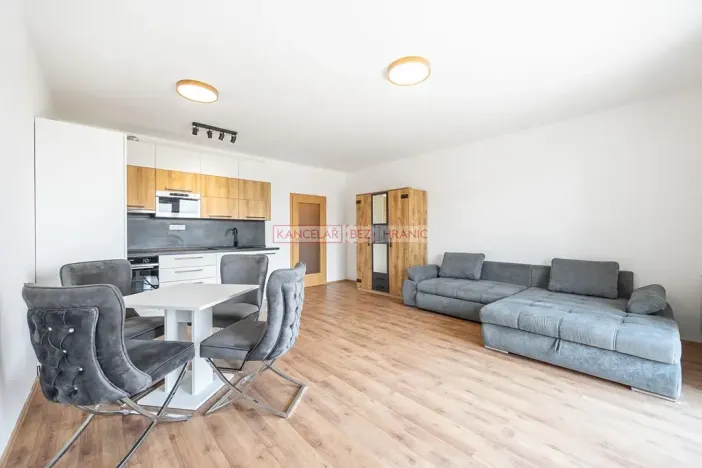 Prodej bytu 1+kk, Brandýs nad Labem-Stará Boleslav, Táhlá, 40 m2