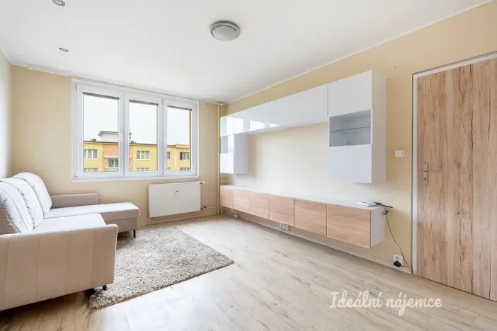 Pronájem bytu 2+1, Praha - Kamýk, Cihlářova, 53 m2