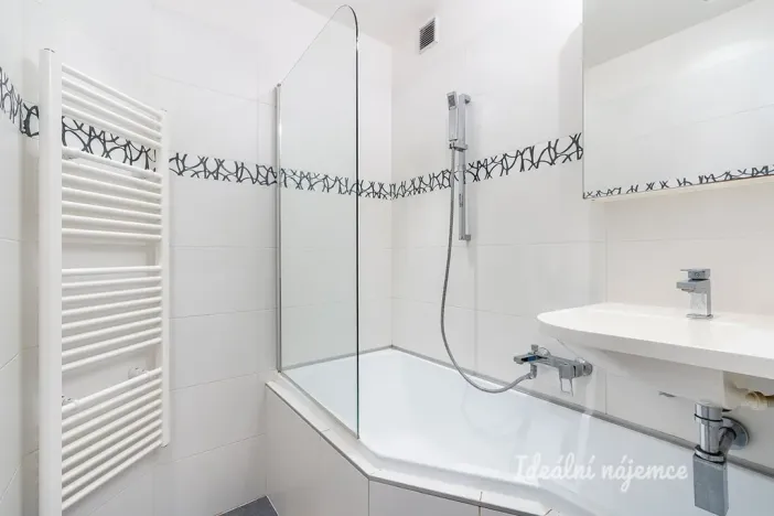 Pronájem bytu 2+1, Praha - Kamýk, Cihlářova, 53 m2