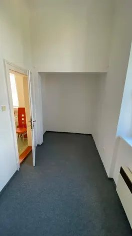 Pronájem bytu 4+1, Brno, Ptašínského, 100 m2