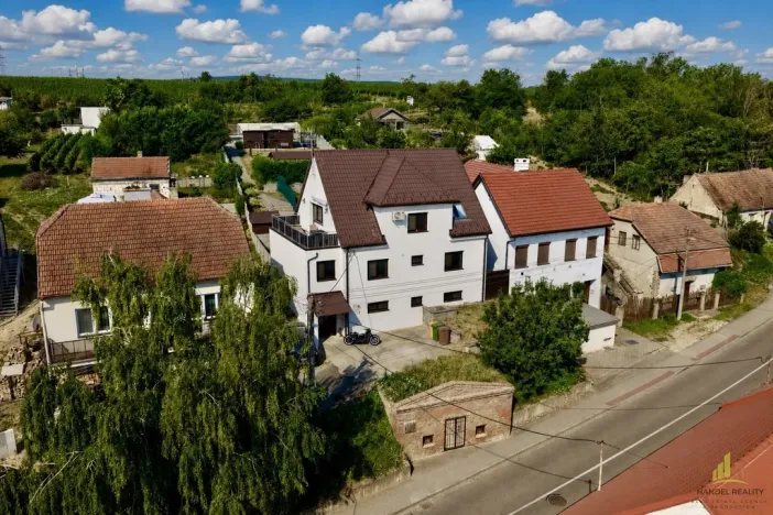 Prodej činžovního domu, Bulhary, 281 m2