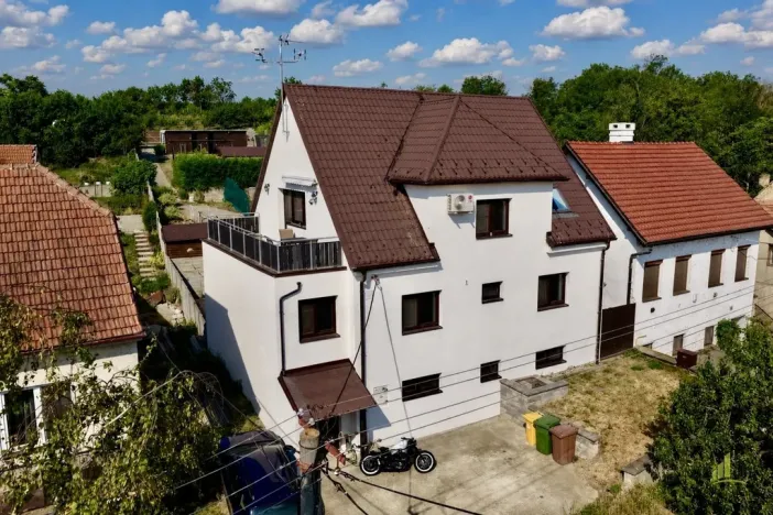 Prodej rodinného domu, Bulhary, 281 m2