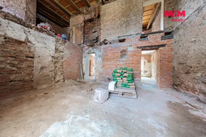 Prodej rodinného domu, Krásno, Náměstí, 348 m2