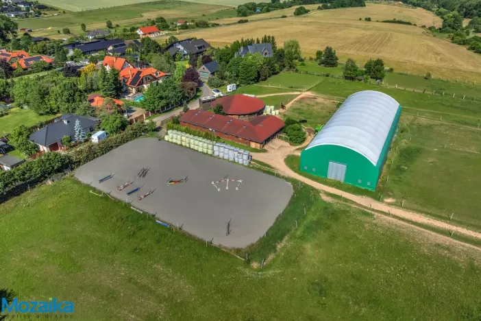 Pronájem zemědělské usedlosti, Líšnice, 358 m2