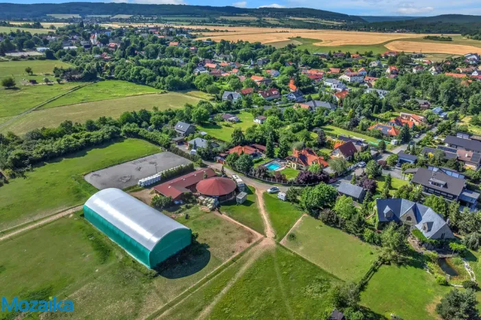 Pronájem zemědělské usedlosti, Líšnice, 358 m2