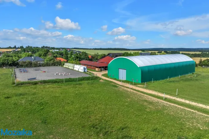 Pronájem zemědělské usedlosti, Líšnice, 358 m2