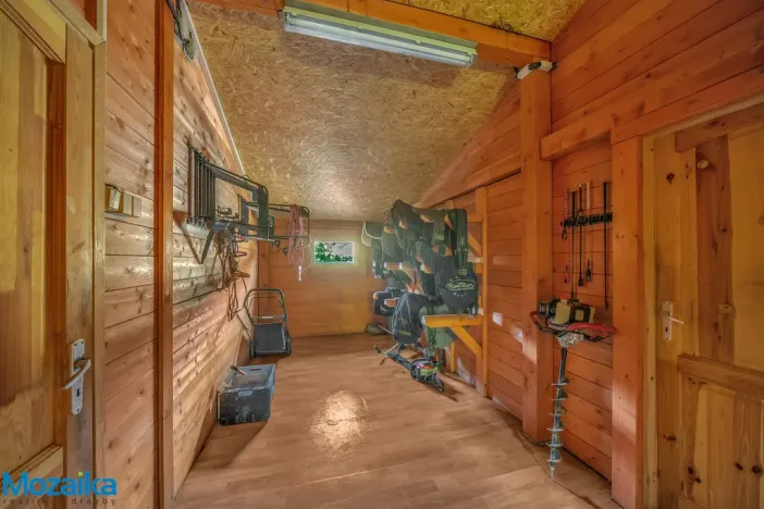 Pronájem zemědělské usedlosti, Líšnice, 358 m2