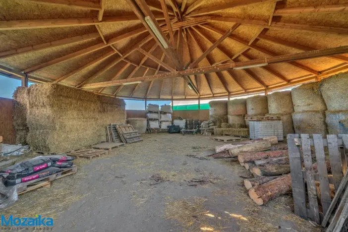 Pronájem zemědělské usedlosti, Líšnice, 358 m2