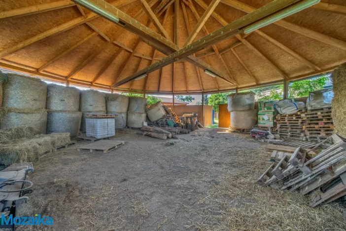 Pronájem zemědělské usedlosti, Líšnice, 358 m2