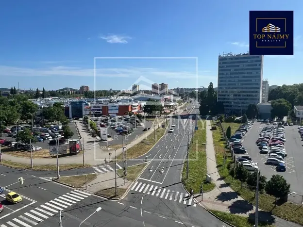 Pronájem skladu, Ostrava, Novinářská, 236 m2