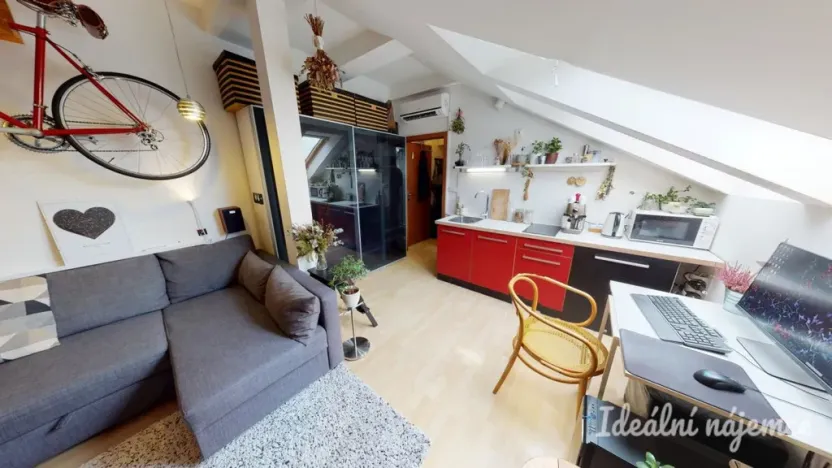 Pronájem bytu 1+kk, Brno - Zábrdovice, Körnerova, 22 m2