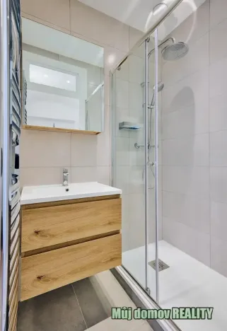 Pronájem bytu 2+kk, Praha - Libeň, Braunerova, 51 m2