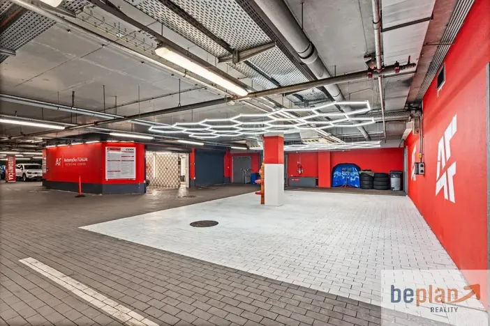 Prodej obchodního prostoru, Ústí nad Labem, Bílinská, 108 m2