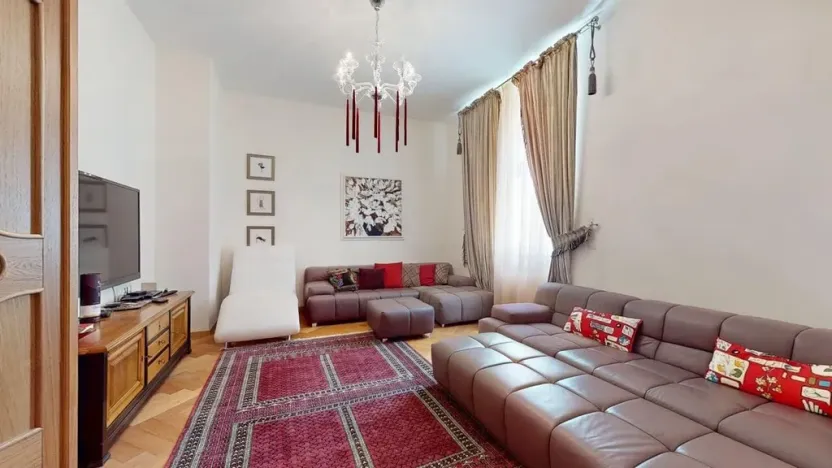 Prodej bytu 2+1, Karlovy Vary, Zámecký vrch, 64 m2