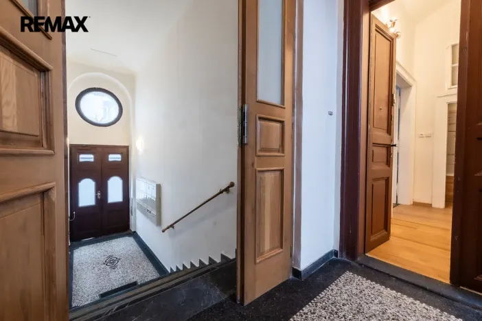 Pronájem bytu 2+kk, Praha - Vinohrady, Budečská, 60 m2
