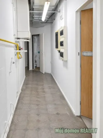 Pronájem ordinace, Praha - Žižkov, 130 m2
