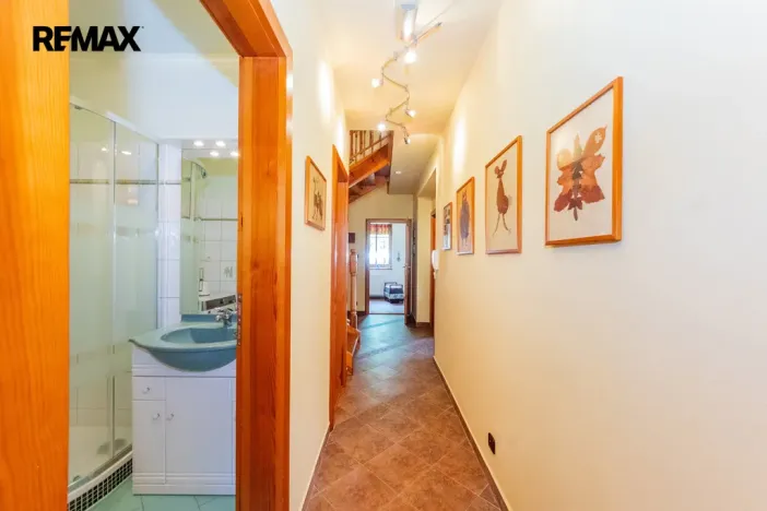 Prodej rodinného domu, Radvanec, 200 m2