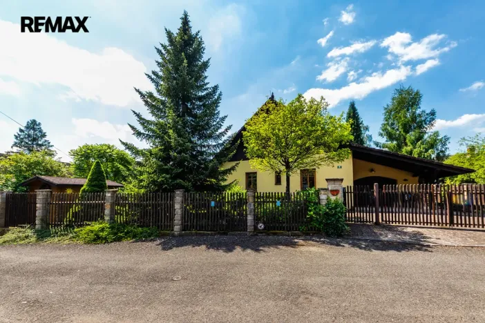Prodej chalupy, Radvanec, 200 m2