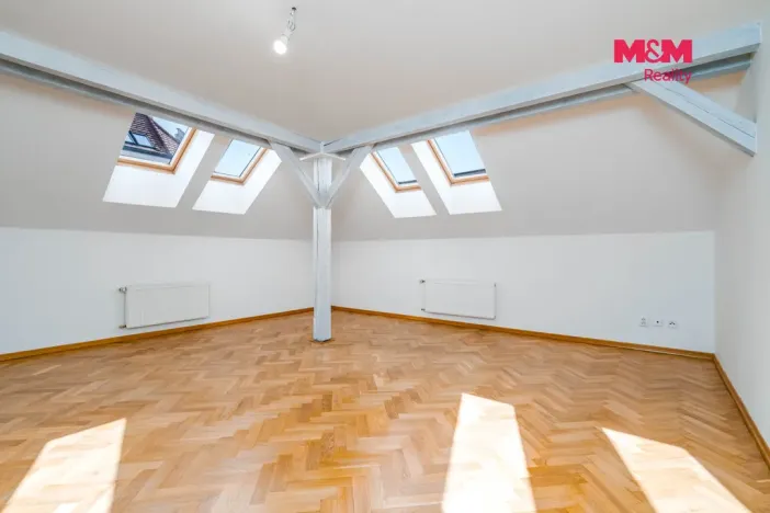 Prodej bytu 3+kk, Praha - Vinohrady, Na Kozačce, 115 m2