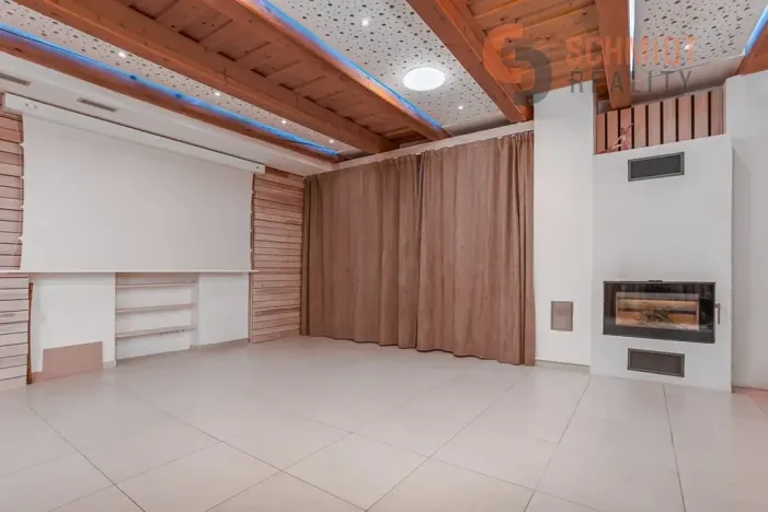 Prodej ubytování, Mikulov, 1. května, 310 m2