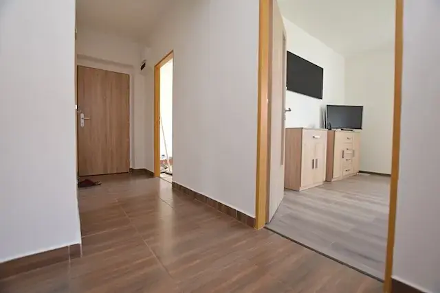 Prodej bytu 3+1, Chyšky, 74 m2