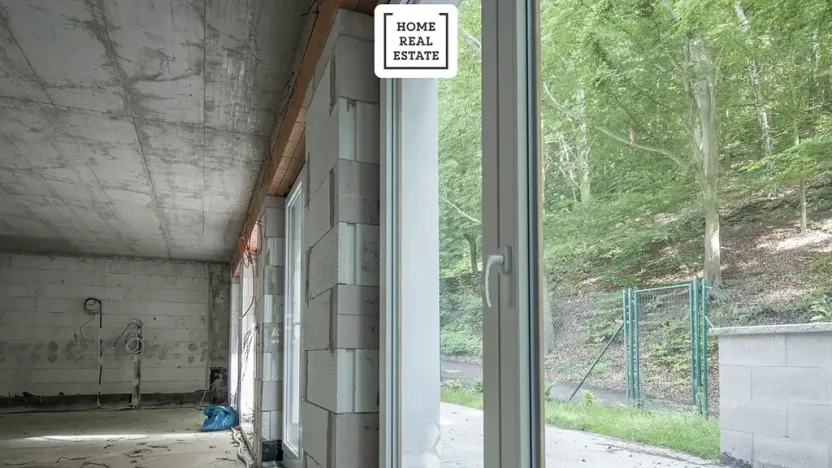 Prodej obchodního prostoru, Karlovy Vary, Šumavská, 150 m2